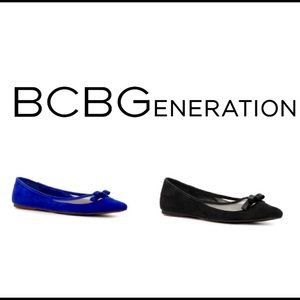 ‼️ $10 BCBG  Suede Flats ‼️